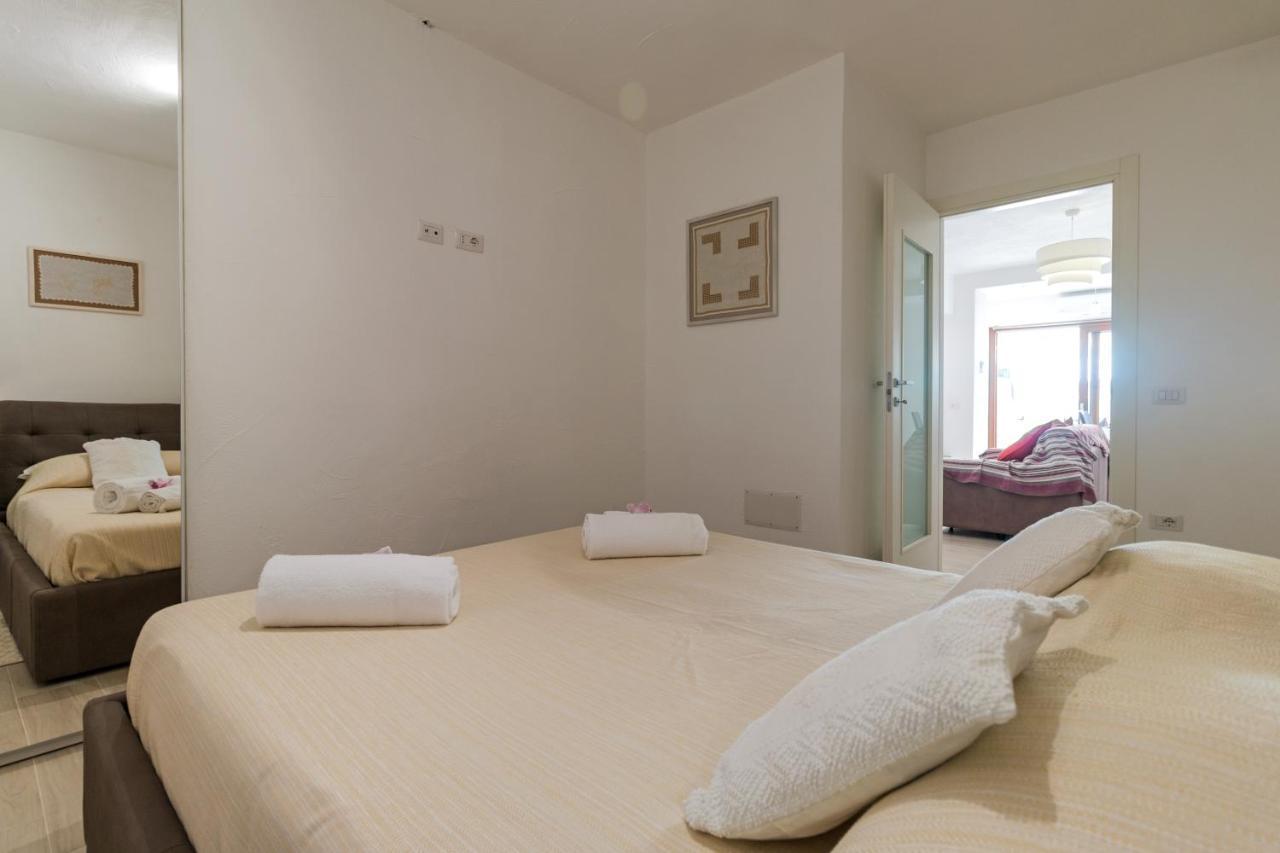 Purple Flower Suite Apartment Cala Gonone Exterior photo